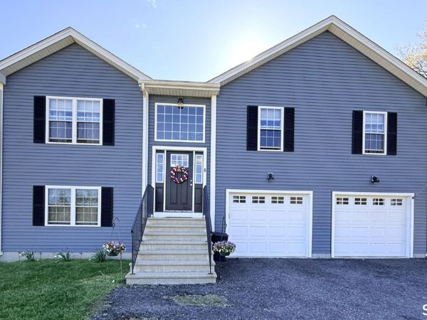 6 Lillian, Thompson, CT 06255