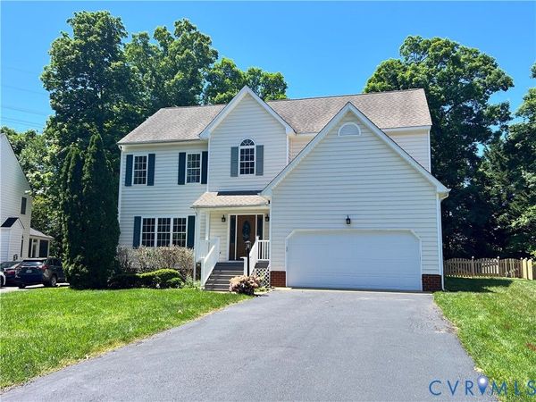 1325 Hawkins Wood Circle , Midlothian, VA 23114