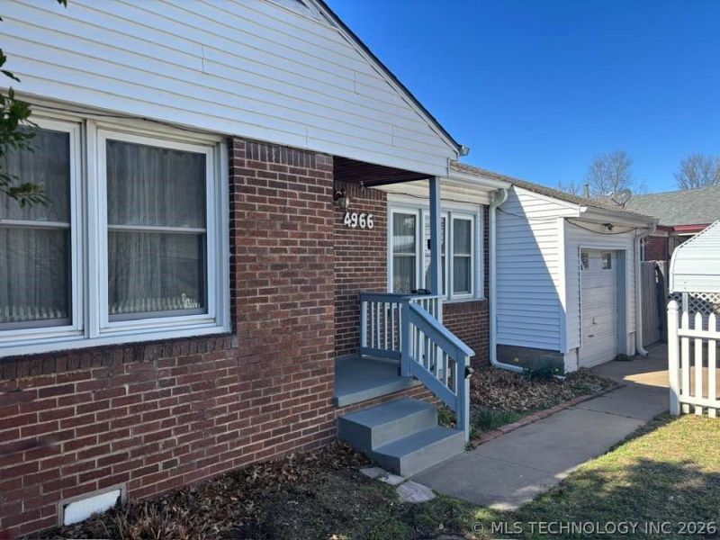 4966 S Newport Avenue , Tulsa, OK 74105 Main Photo