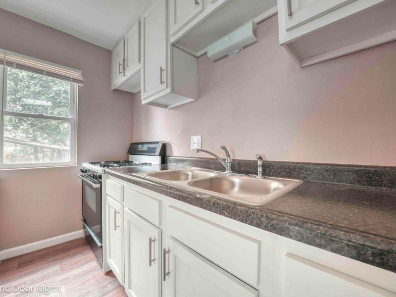 2339 Joyce Avenue , Columbus, OH 43211 Photo 11