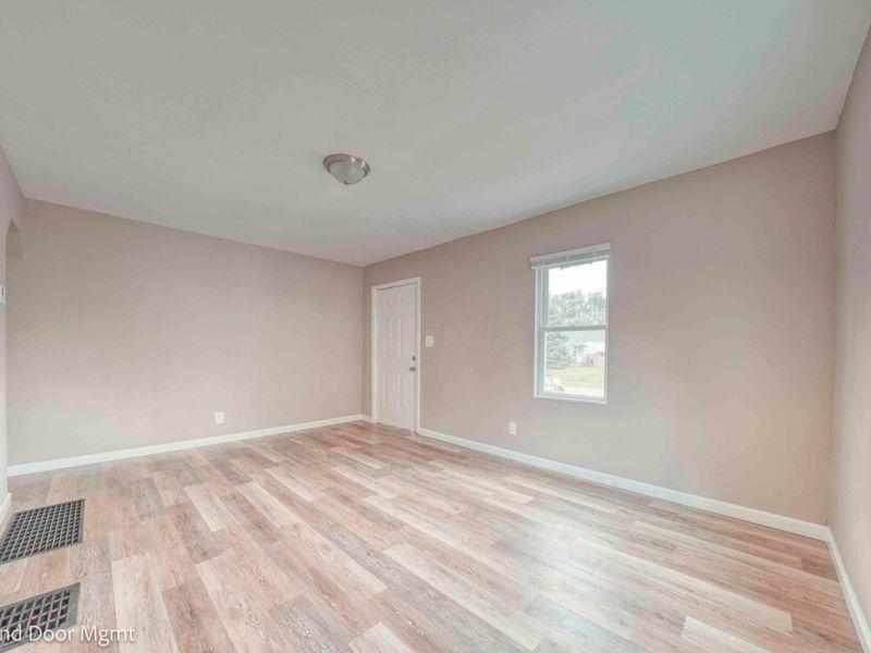 2339 Joyce Avenue , Columbus, OH 43211 Photo 4