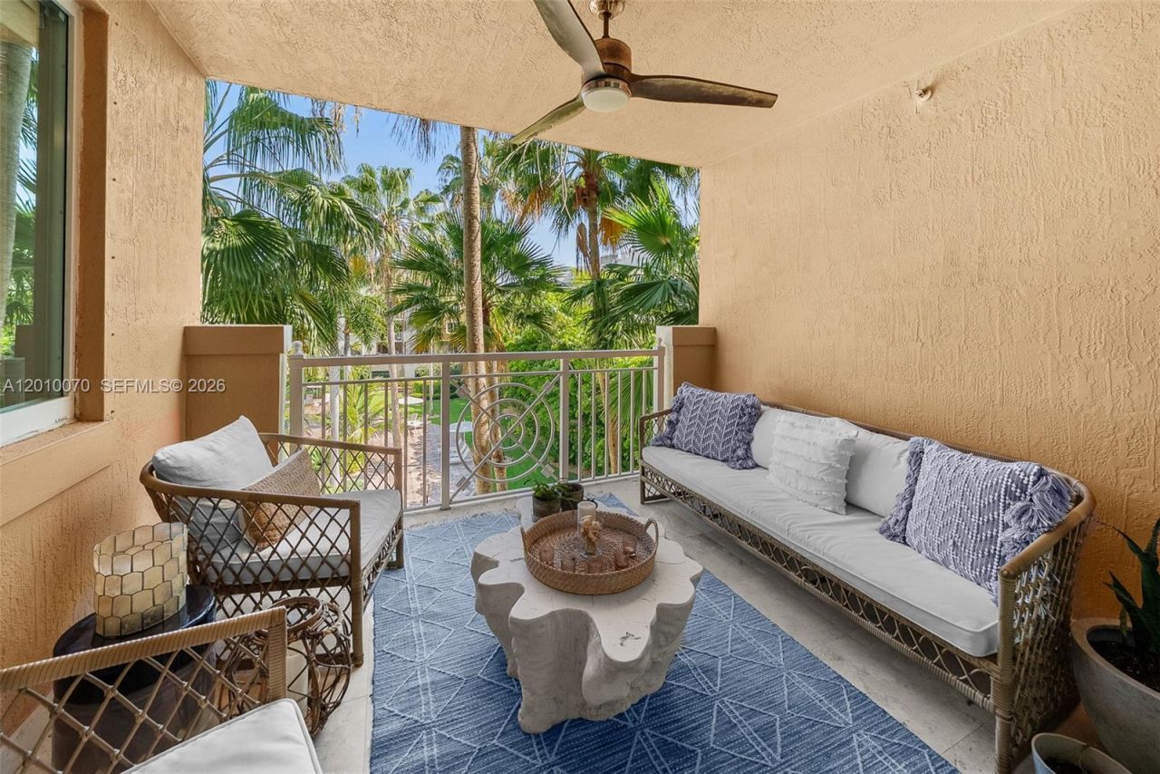100 Meridian Ave , Unit 233, Miami Beach, FL 33139 Photo