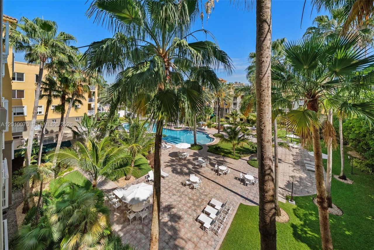 100 Meridian Ave , Unit 233, Miami Beach, FL 33139 Photo