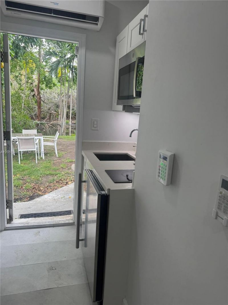 14950 S Spur Dr , Miami, FL 33161 Photo