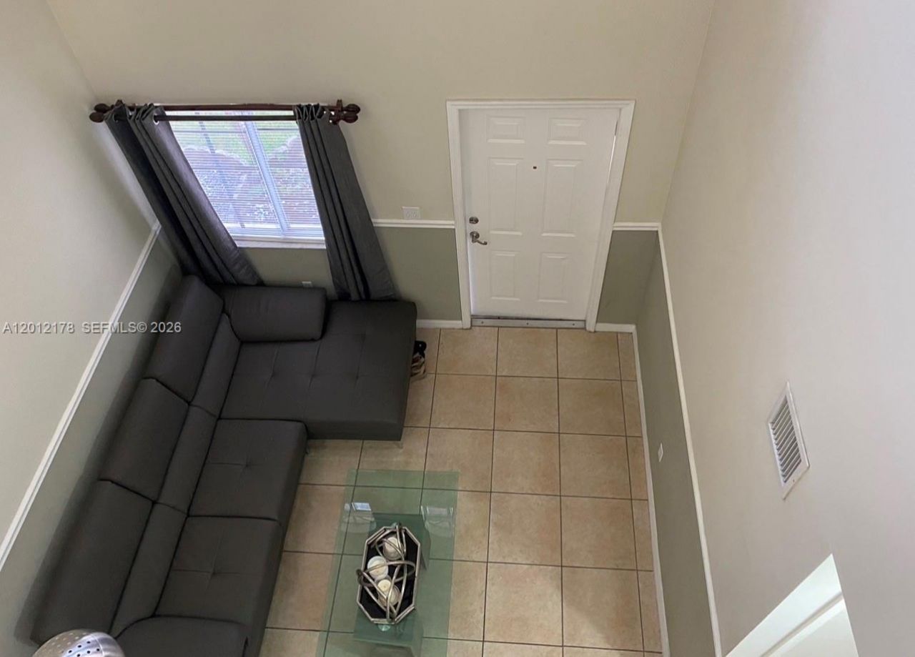 6995 NW 173rd Dr, Unit 2105, Hialeah, FL 33015 Photo