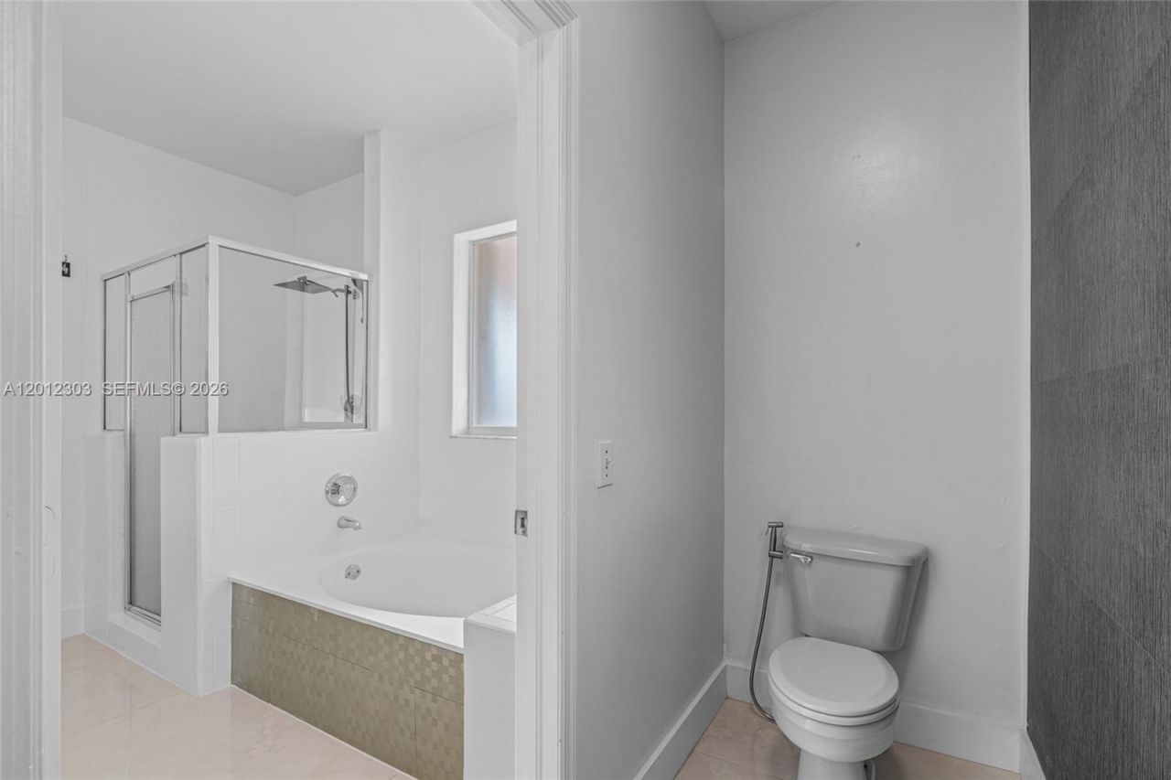 14024 SW 132nd Ave , Miami, FL 33186 Photo