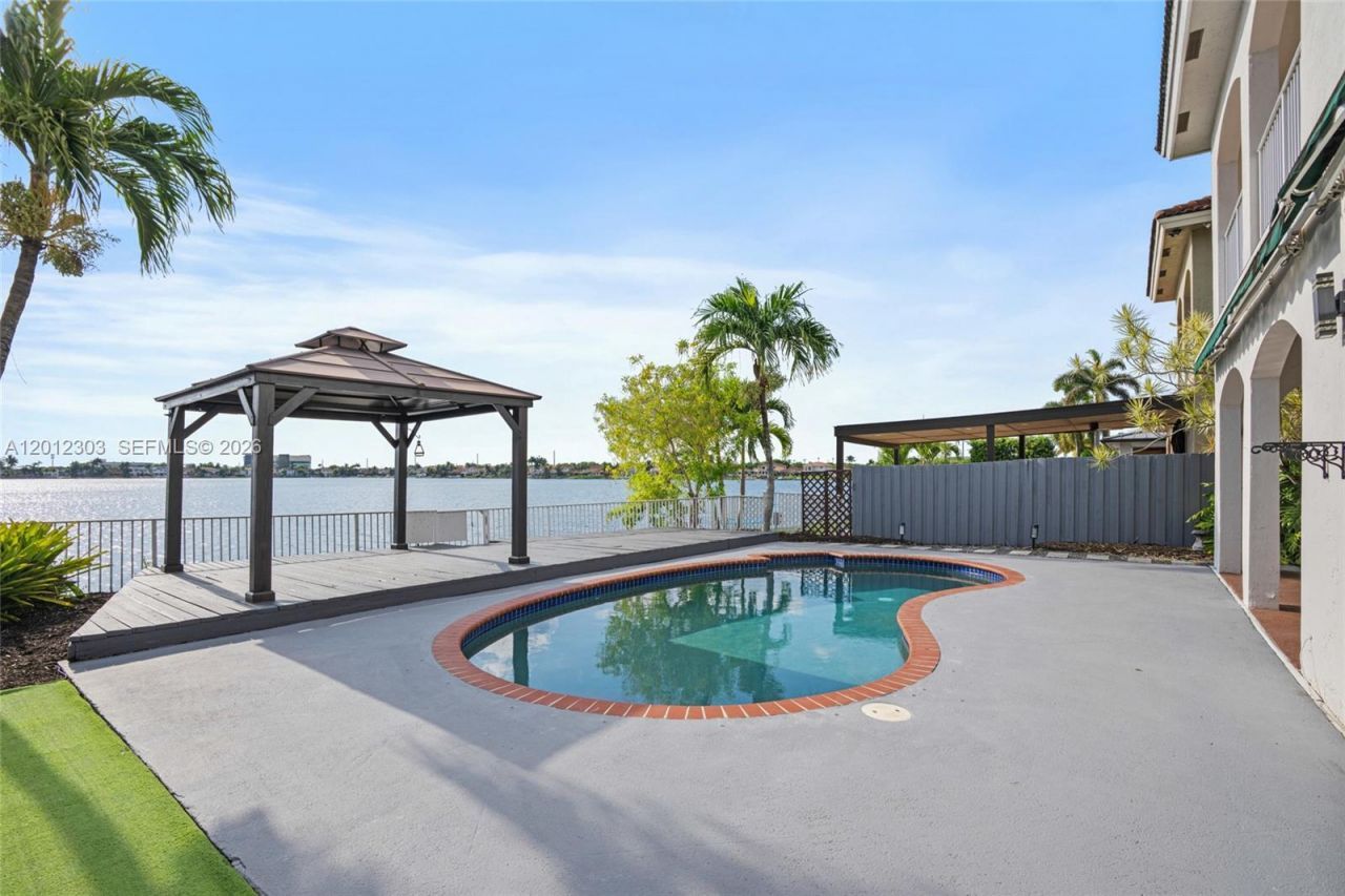 14024 SW 132nd Ave , Miami, FL 33186 Photo