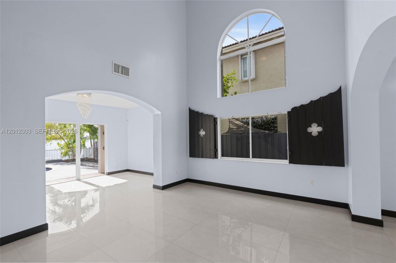 14024 SW 132nd Ave , Miami, FL 33186 Photo