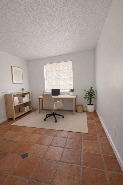 1045 NW 126th Pl , Miami, FL 33182 Photo