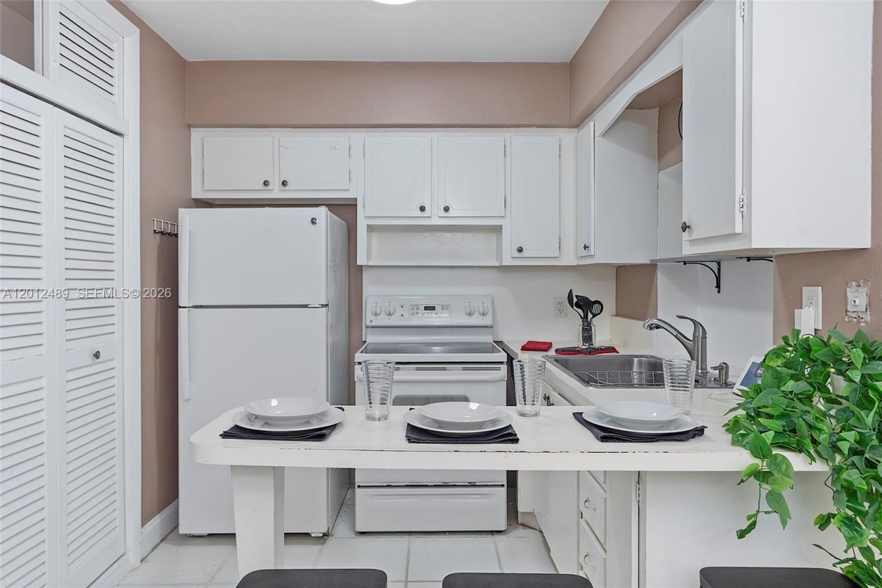 1817 NW 60th Ave, Unit G, Sunrise, FL 33313 Photo