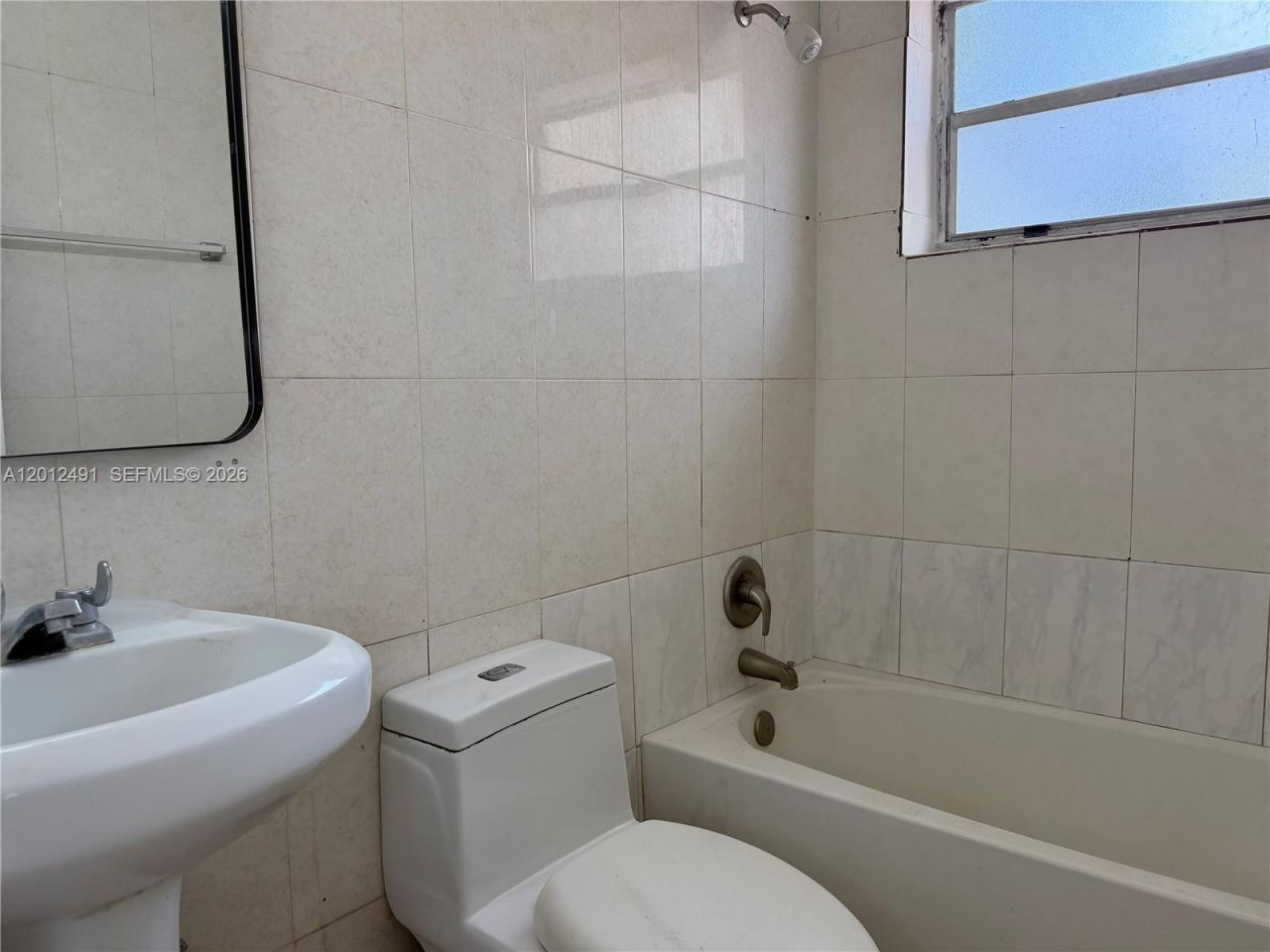 1820 NW 19th Ave , Unit 1822, Miami, FL 33125 Photo