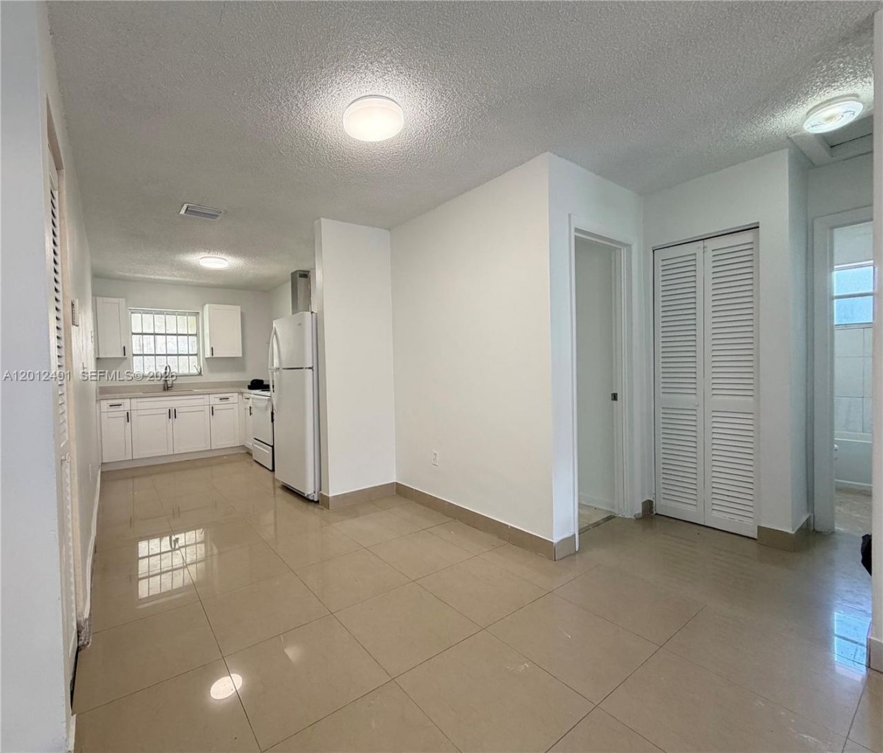 1820 NW 19th Ave , Unit 1822, Miami, FL 33125 Photo