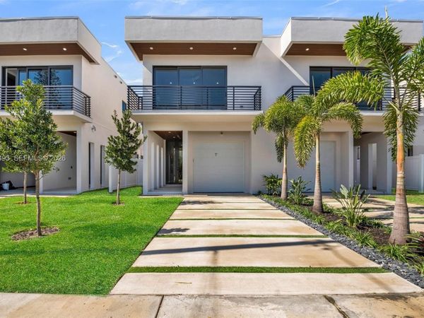 918 NE 17th Ave , Fort Lauderdale, FL 33304
