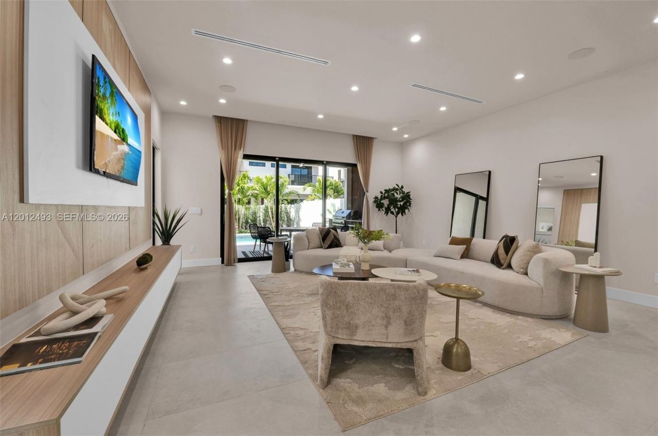 918 NE 17th Ave , Fort Lauderdale, FL 33304 Photo