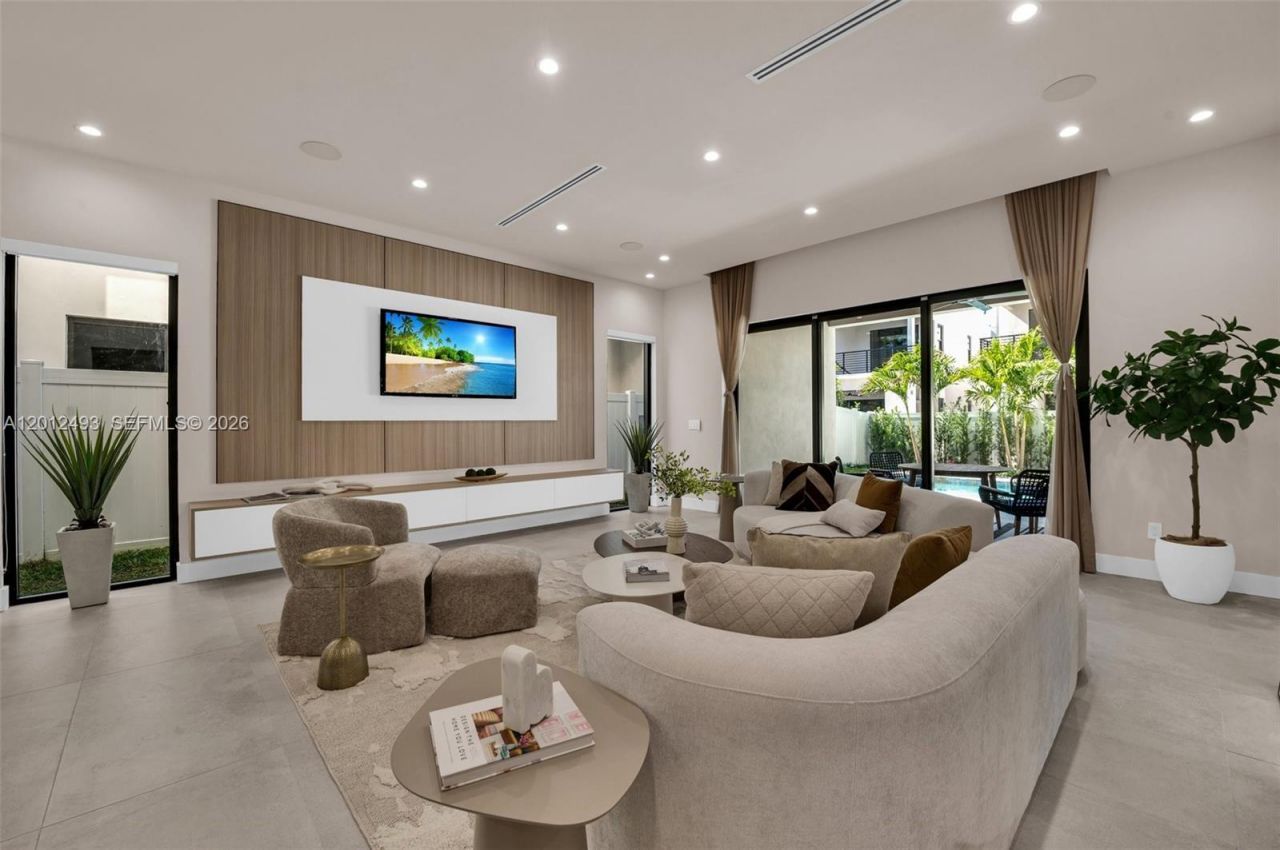918 NE 17th Ave , Fort Lauderdale, FL 33304 Photo