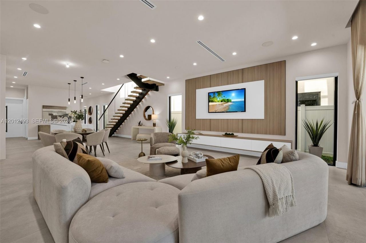 918 NE 17th Ave , Fort Lauderdale, FL 33304 Photo