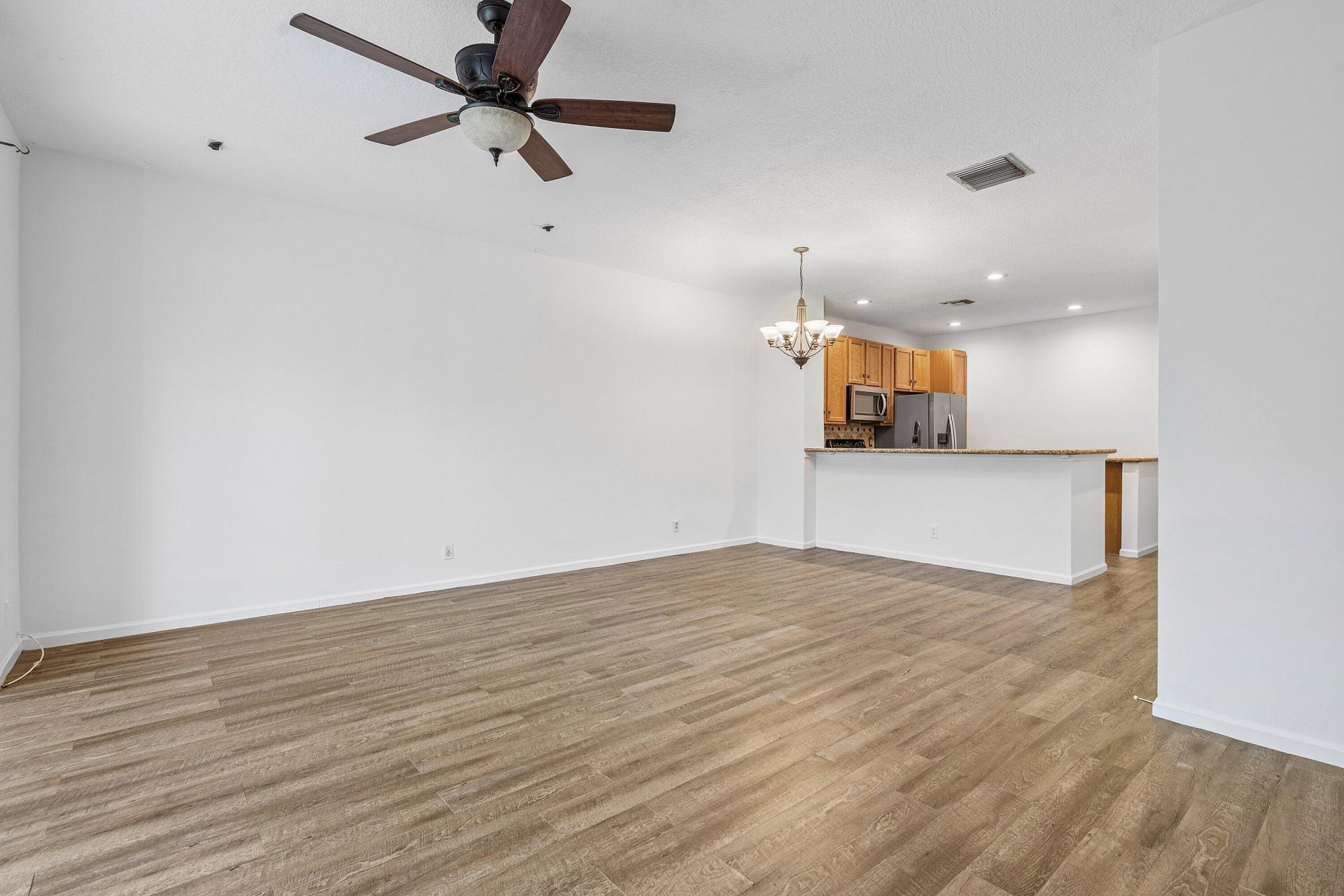 9049 Tremezzo Lane, Boynton Beach, FL 33472 Photo
