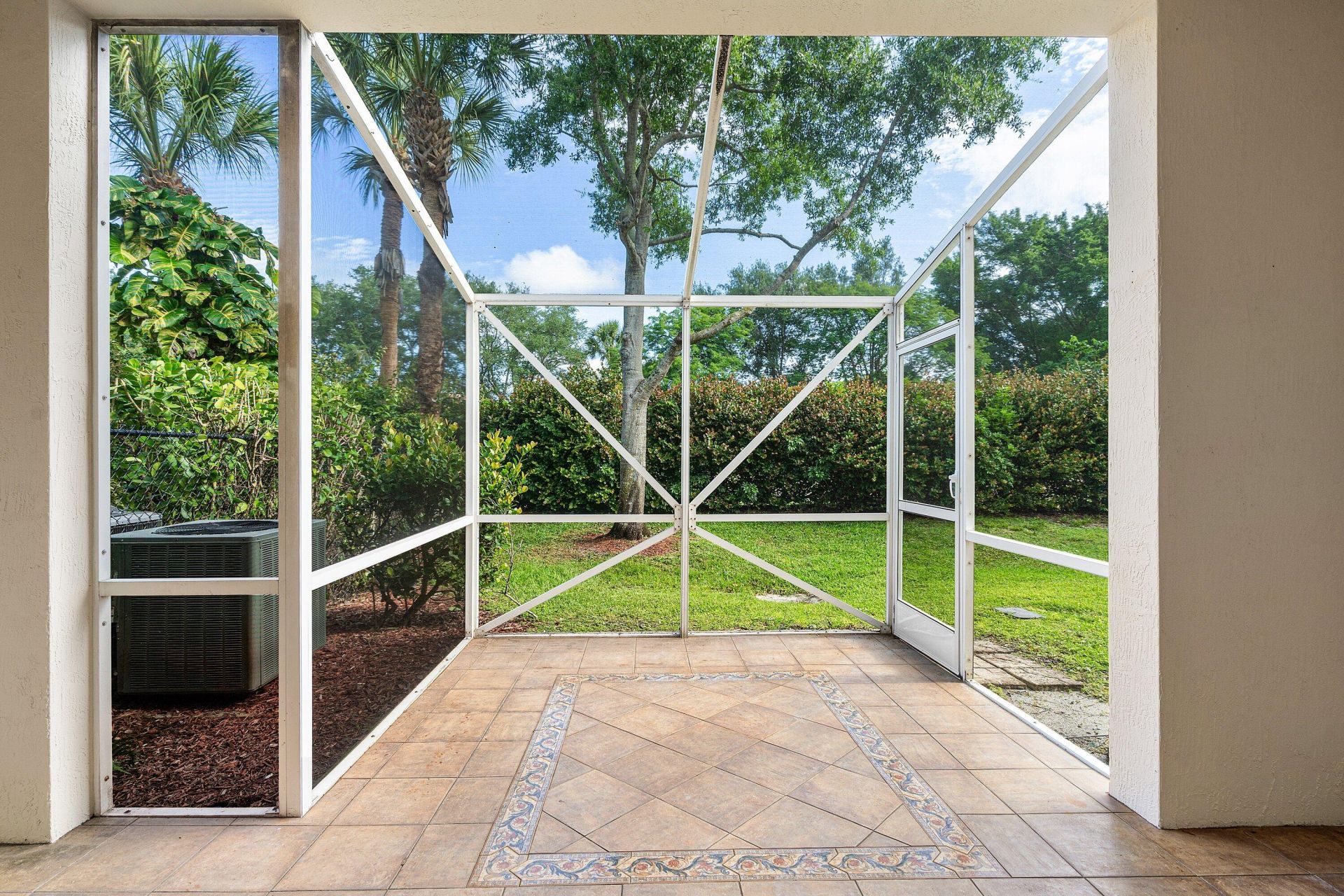 9049 Tremezzo Lane, Boynton Beach, FL 33472 Photo