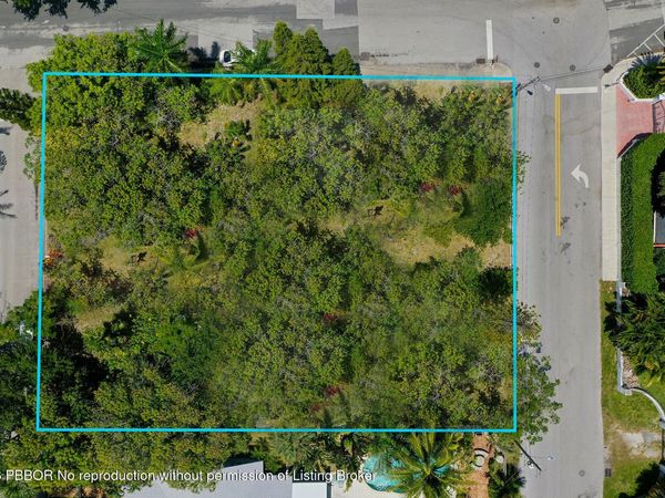 502 S Palmway, Lake Worth Beach, FL 33460