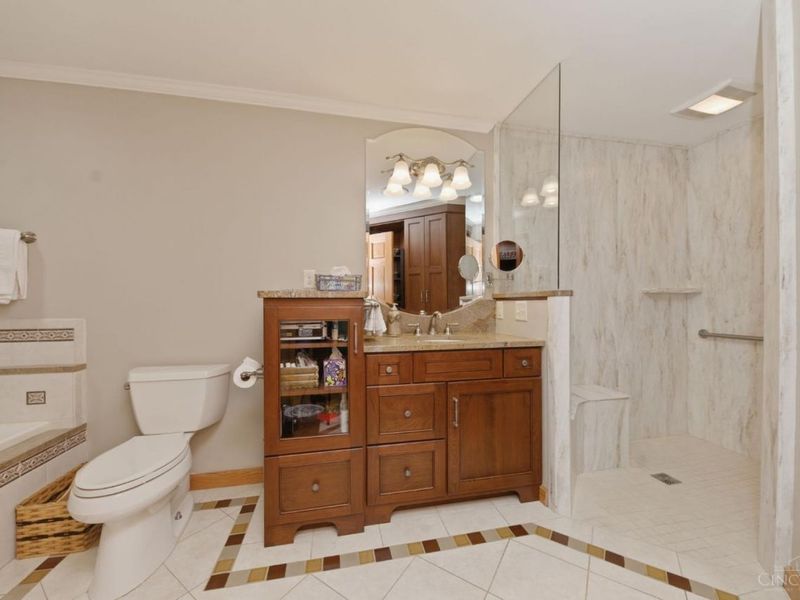 526 W Osborne Street, Bethel, OH 45106 Photo 26