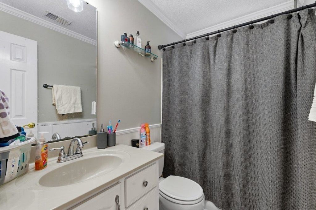 1001 Mimosa Ct. Photo 23