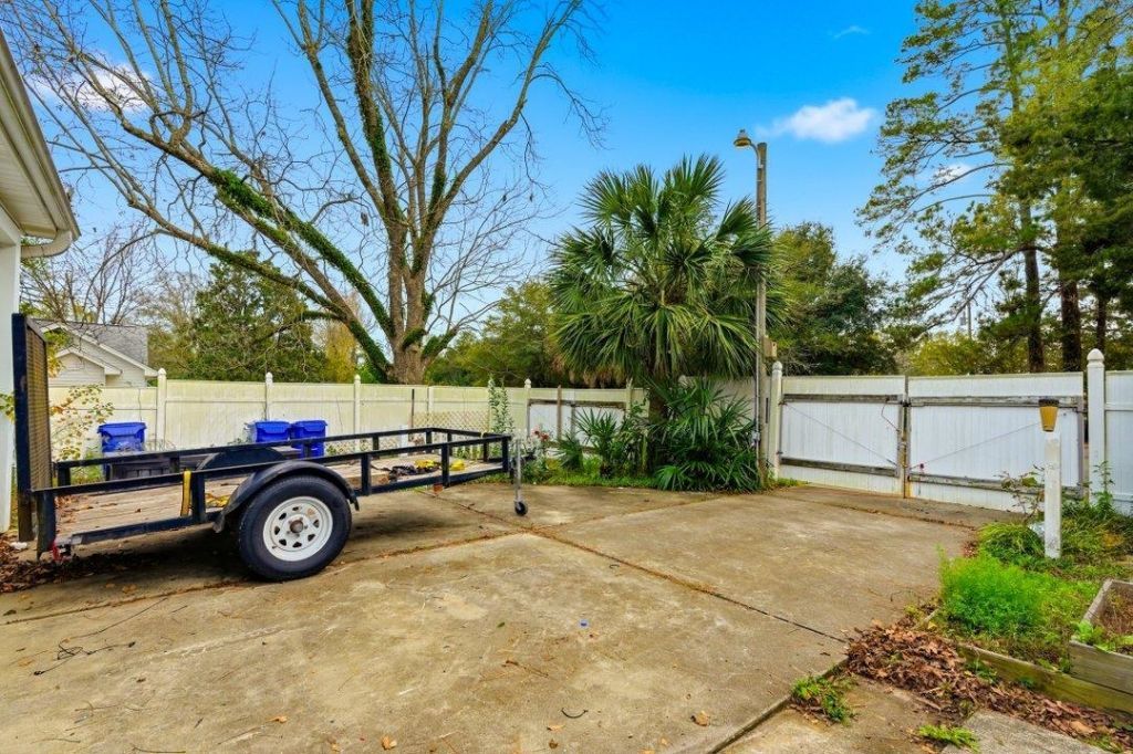 1001 Mimosa Ct. Photo 27