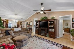 1001 Mimosa Ct. photo 4