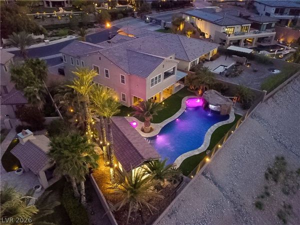 11338 Villa Bellagio Drive , Las Vegas, NV 89141