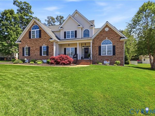 15249 Willow Hill Lane , Chesterfield, VA 23832