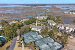 2062 Long Bend Drive photo 4