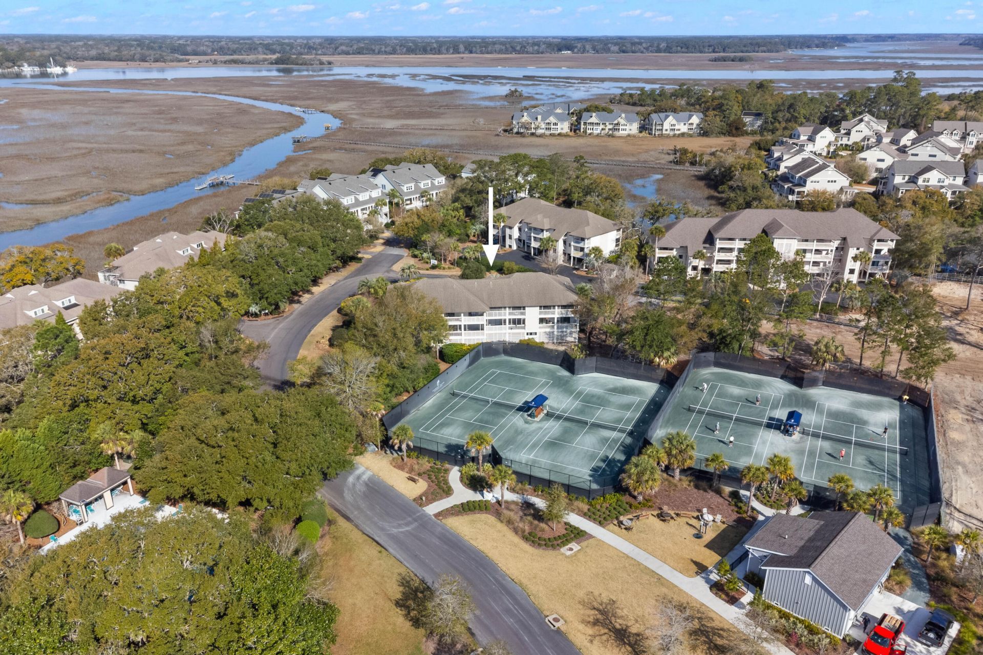 2062 Long Bend Drive Photo 33