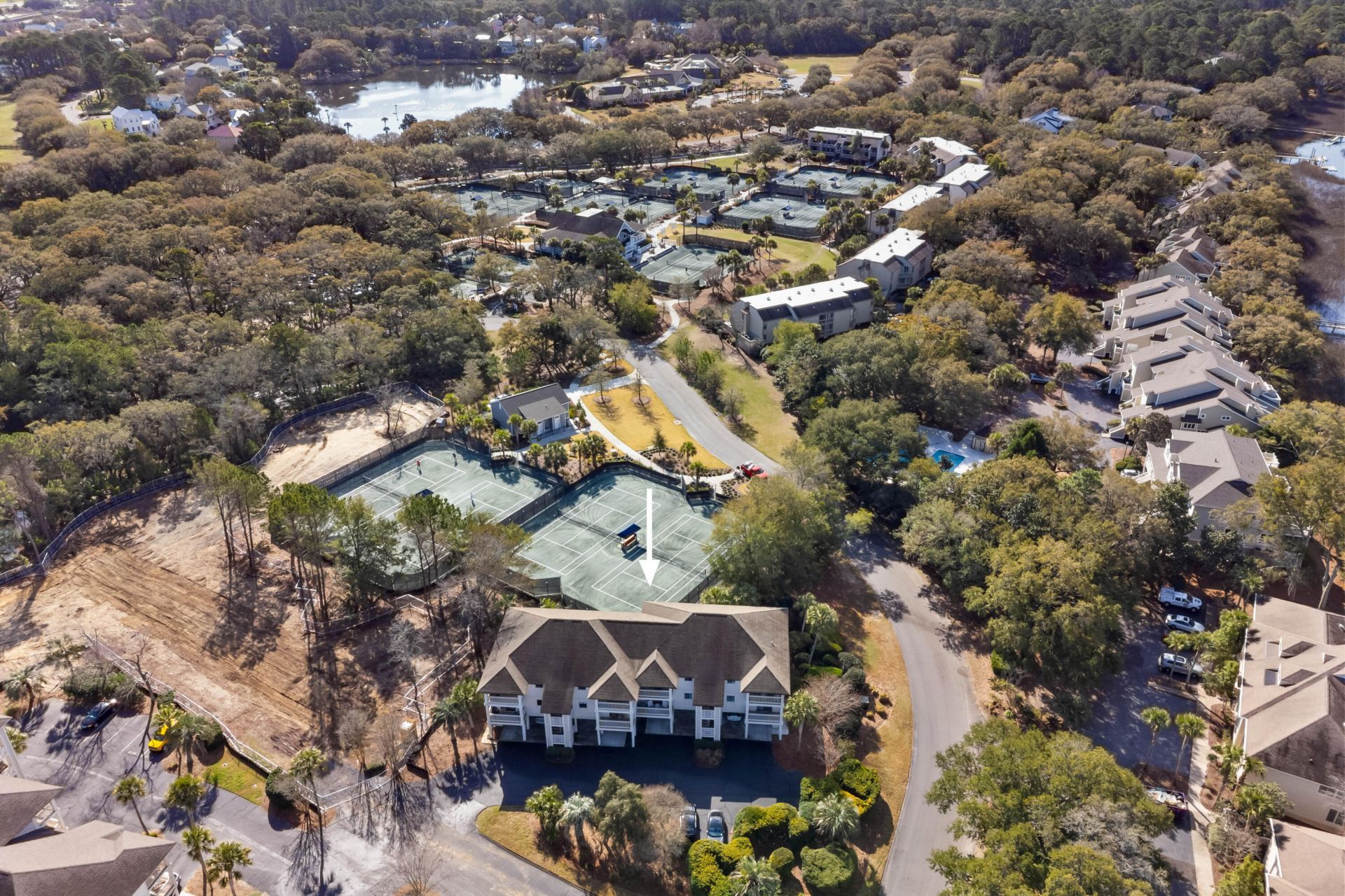2062 Long Bend Drive Photo 37