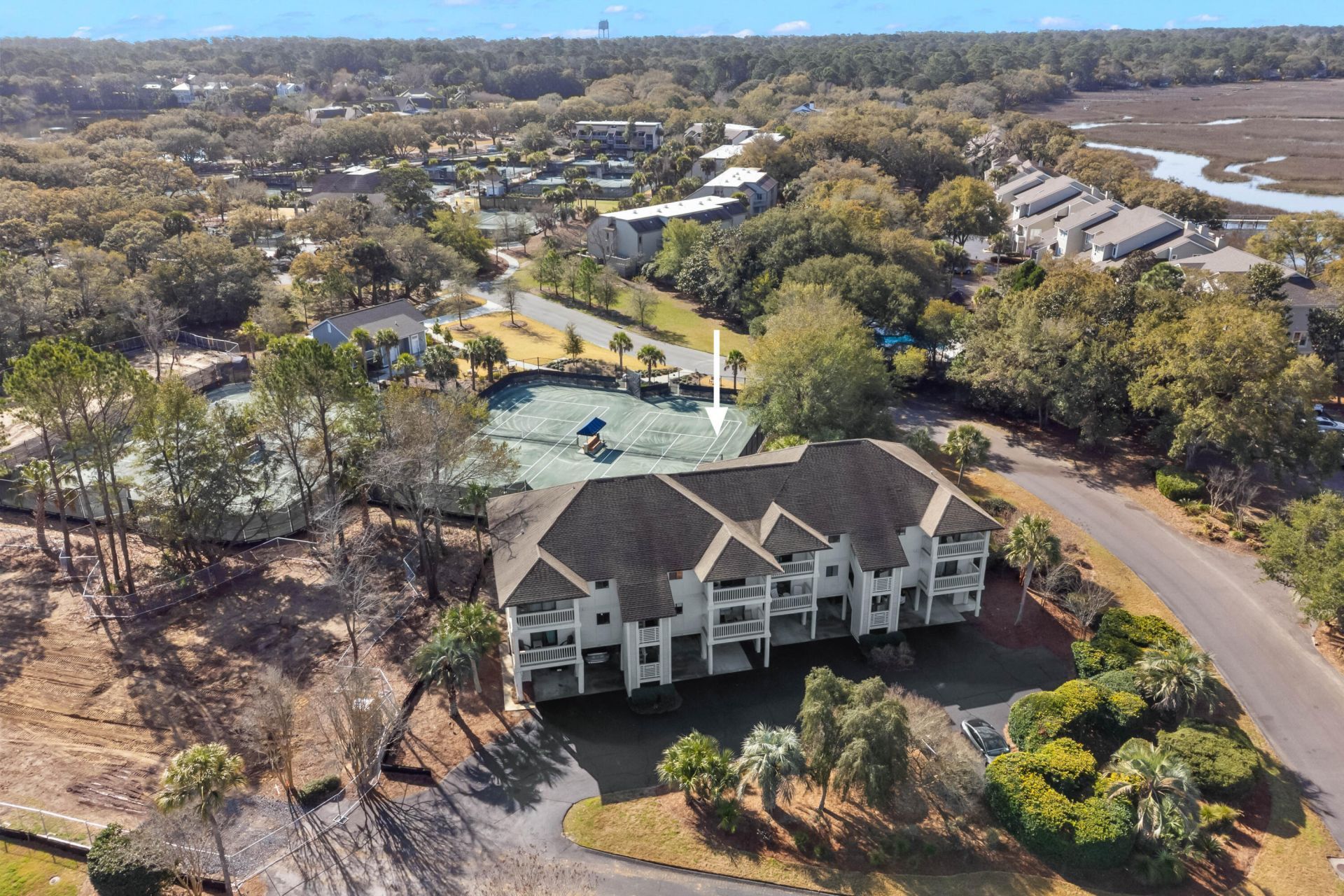 2062 Long Bend Drive Photo 39