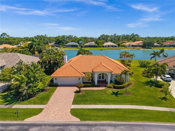 2092 Imperial CIR, NAPLES, FL 34110