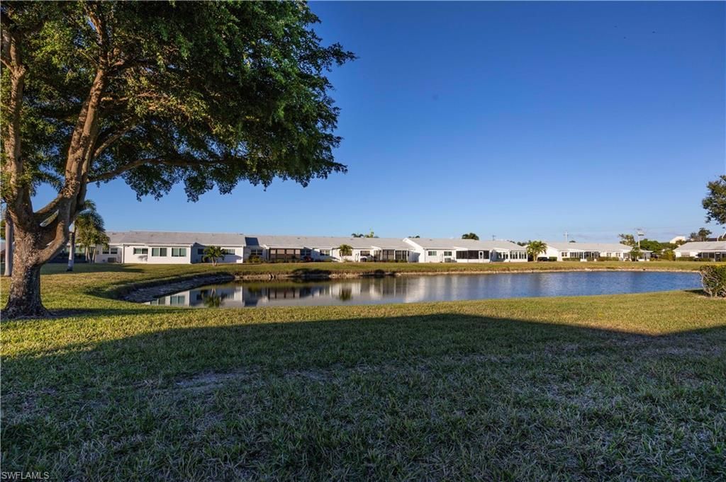 1513 Edgewater Cir, Fort Myers, FL 33919 Photo