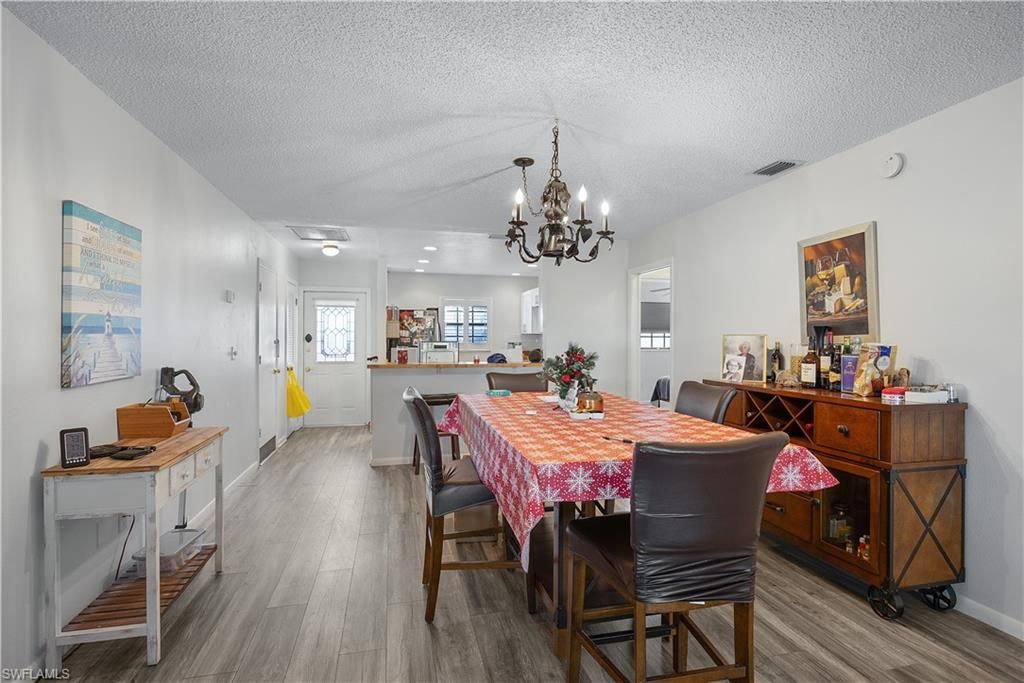 1513 Edgewater Cir, Fort Myers, FL 33919 Photo