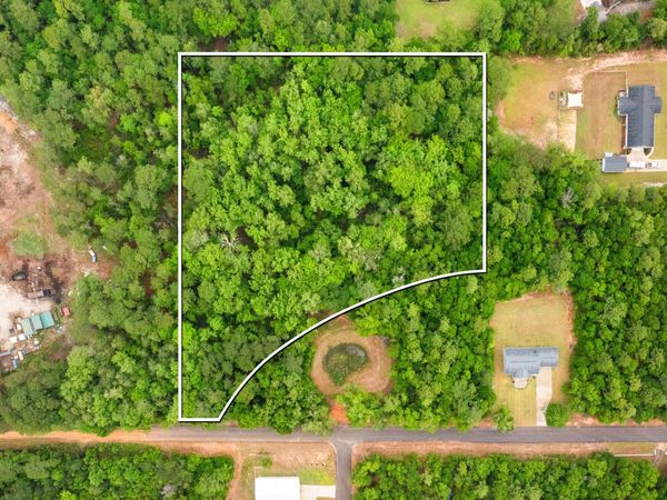 . Sam Carver Road, Crestview, FL 32536