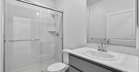 10296 Golden Sunray Dr, Elk Grove, CA 95757 Photo
