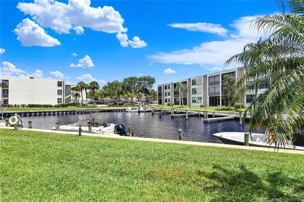 1950 SW Palm City Road, Unit 2-102, Stuart, FL 34994 Photo