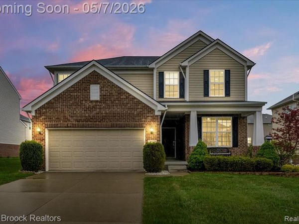 29926 Autumn Gold Drive, Lyon Twp, MI 48165