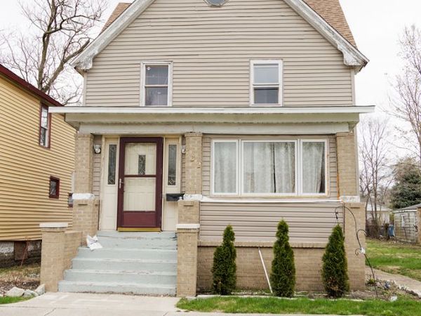 732 N Dearborn Avenue , Kankakee, IL 60901