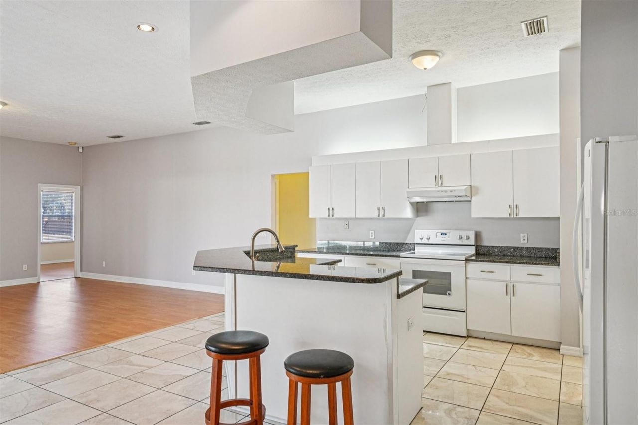 918 Academy Drive , Brandon, FL 33511 Photo