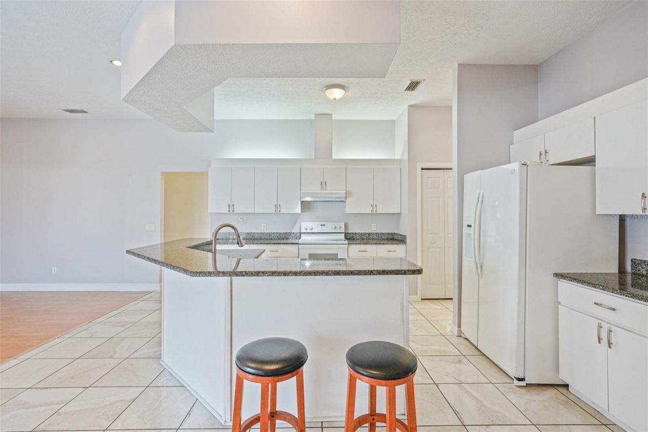 918 Academy Drive , Brandon, FL 33511 Photo