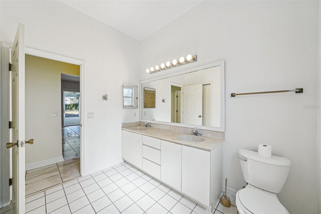 918 Academy Drive , Brandon, FL 33511 Photo