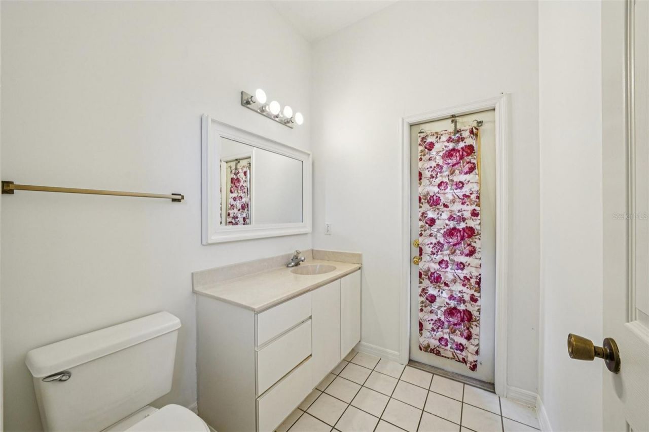 918 Academy Drive , Brandon, FL 33511 Photo