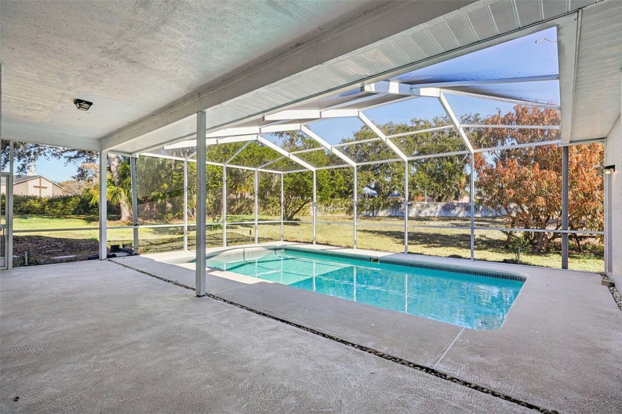 918 Academy Drive , Brandon, FL 33511 Photo