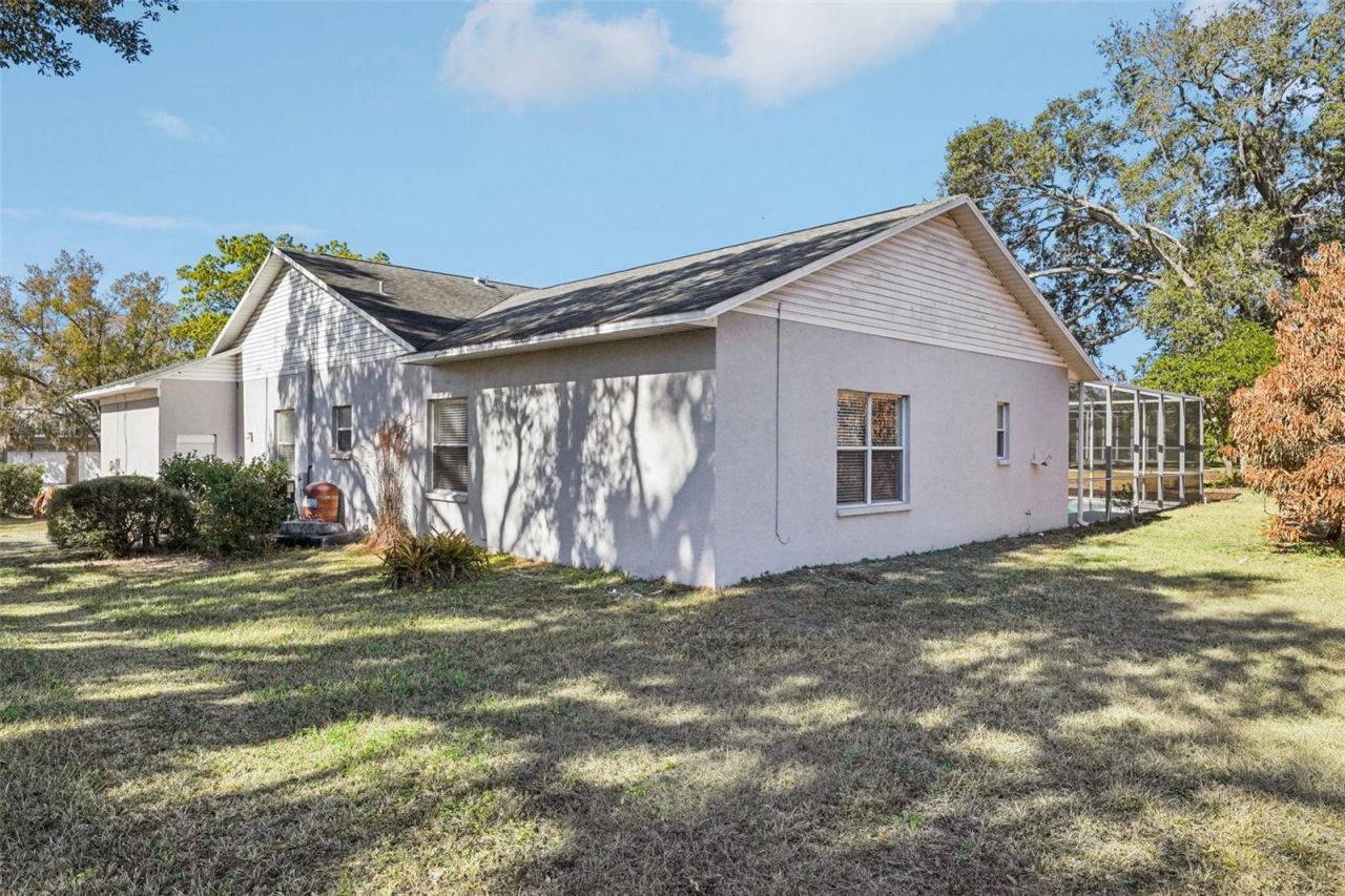 918 Academy Drive , Brandon, FL 33511 Photo