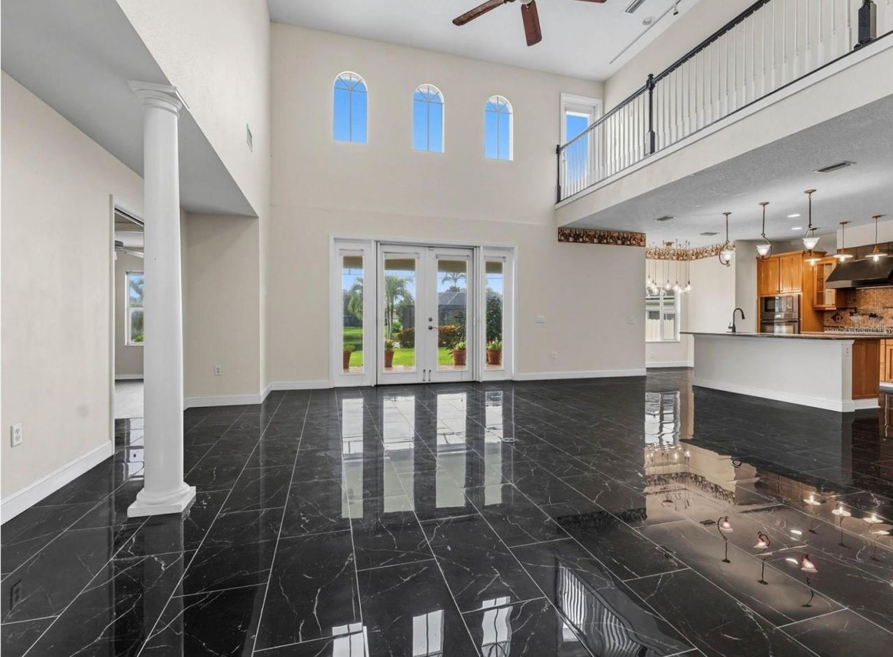 8607 51st Avenue W, Bradenton, FL 34210 Photo
