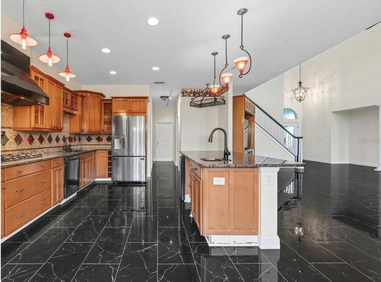 8607 51st Avenue W, Bradenton, FL 34210 Photo