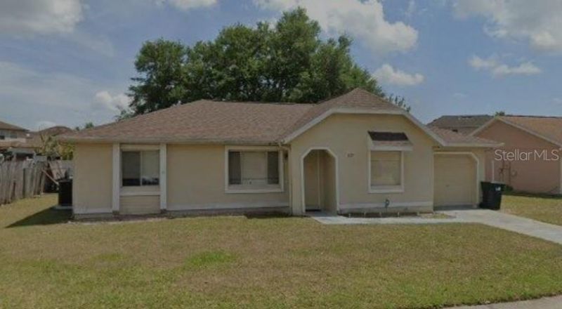 927 Kentucky Woods Lane E, Orlando, FL 32824 Main Photo